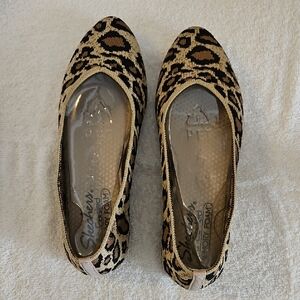 Skechers Women's Leopard Print Flats